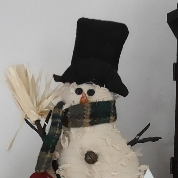 Sitting Shelf Mantle Plush Snowman NWT - Picture 3 of 10